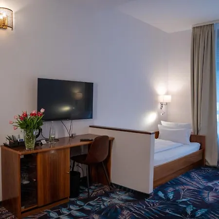 Hotel Etol 3*