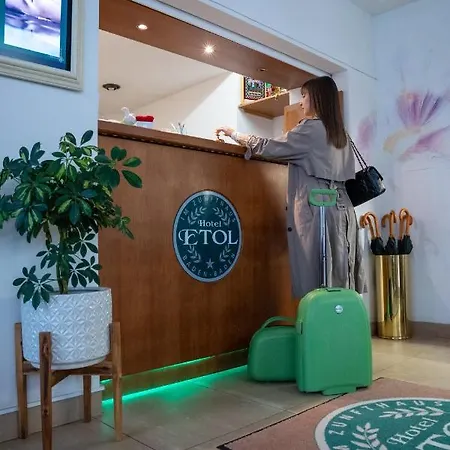 호텔 Etol